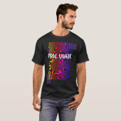 Black t-shirt with multicolored design. (Voorkant volledig)