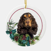 Black Tan Cocker Spaniel Evergreen Berry Wreath Keramisch Ornament (Voorkant)