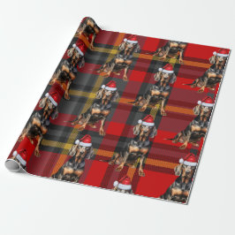 Black Tan Coonhound Dog en Red Plaid Kerstmis Cadeaupapier