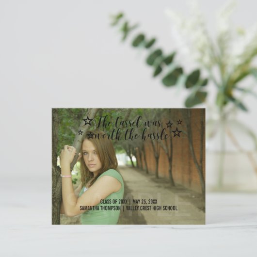 Black Tassel Worth Hassle Foto Afstuderen Aankondigingskaart (Staand voorkant)