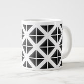 Black Trendy Triangle Pattern Grote Koffiekop (Voorkant rechts)