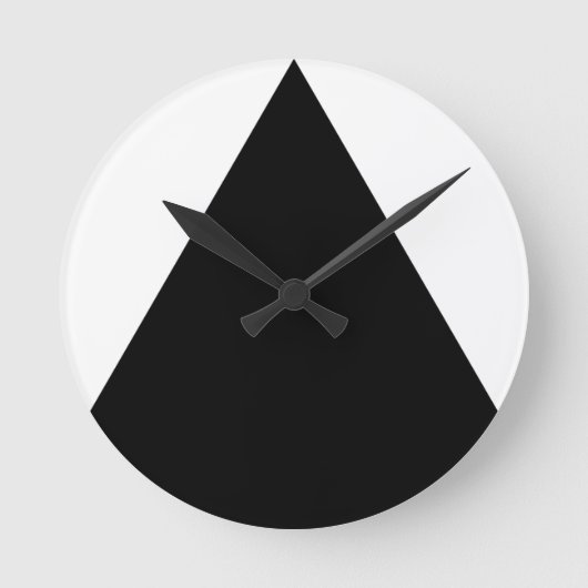 Black Triangle Geometric Ronde Klok (Voorkant)
