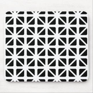 Black Triangles Pattern Muismat