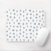 Black Viking draait op witte achtergrond Muismat (Met muis)