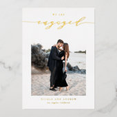 Black Whimsical Script Photo Engagement Folie Uitnodiging (Voorkant)