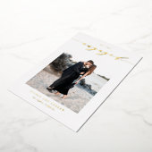 Black Whimsical Script Photo Engagement Folie Uitnodiging (Gedraaid)