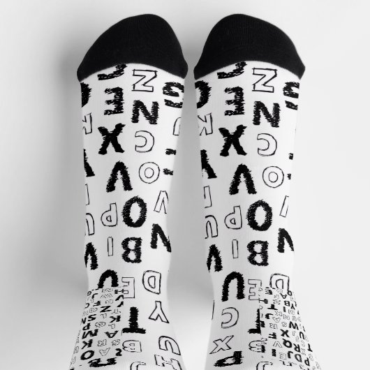 Black & White Alphabet Pattern Crew Socks Sokken (Top)