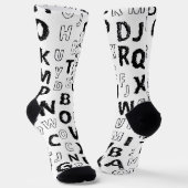 Black & White Alphabet Pattern Crew Socks Sokken (Gebogen)