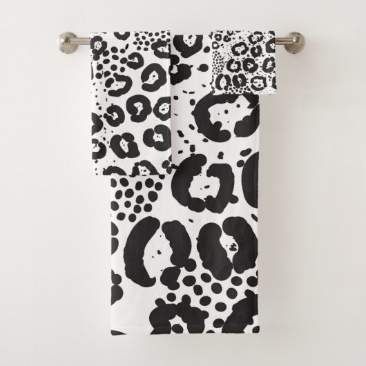 Black White Animal Print Snow Leopard Cheetah Bad Handdoek (Insitu)