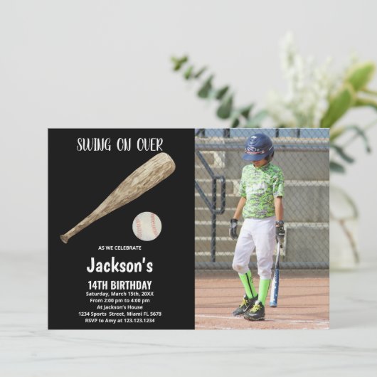 Black White Baseball Birthday met foto Kaart (Staand voorkant)