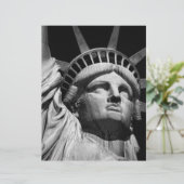 Black White beeld van Liberty New York Briefhoofd Sjabloon (Staand voorkant)