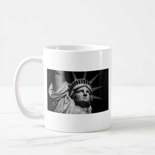 Black White beeld van Liberty New York Koffiemok (Links)