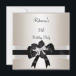 Black White Bow 21st Birthday Silver Sepia Kaart<br><div class="desc">Black and White Bow Ribbon Silver Trim on Silver sepia Invitation ,  21st Birthday Party. Pas je aan met je eigen gegevens.</div>