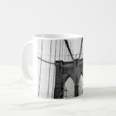 Black White Brooklyn Bridge New York Koffiemok (Voorkant links)