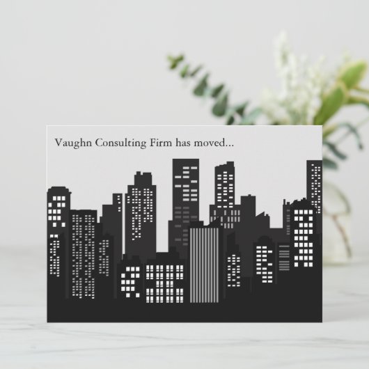 Black White Building Skyline Business Moving Aankondiging (Staand voorkant)