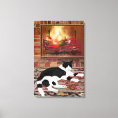 Black White Cat Lying front of Fireplace  Canvas Afdruk (Voorkant)