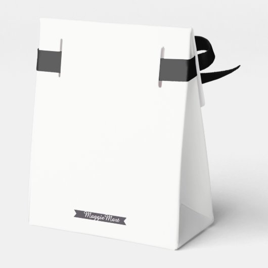 Black White Chandelier Names Date Wedding Favor Bedankdoosjes (Achterkant)