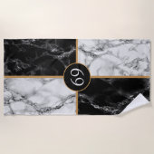 Black White Check Marble Beach Towel Your Number Strandlaken (Voorkant)