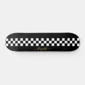Black White Checkered Racing Flag Gold Monogram Persoonlijk Skateboard (Horizontaal)