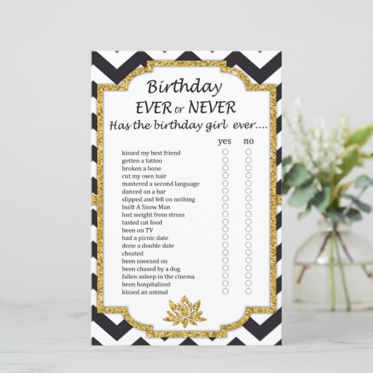Black White Chevron Birthday ooit of nooit game (Staand voorkant)