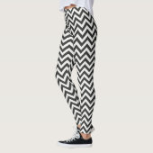 Black White Chevron Leggings (Links)