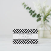 Black + White Chevron Mode Stylist Sjabloon Visitekaartje (Staand voorkant)