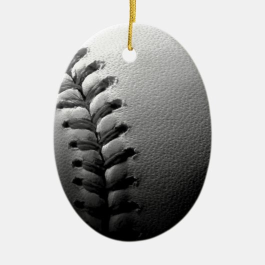 Black & White Close-up Baseball Keramisch Ornament (Voorkant)