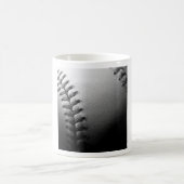 Black & White Close-up Baseball Koffiemok (Center)