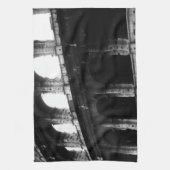 Black White Colosseum Roman Empire Theedoek (Verticaal)