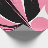 Black & White Curved Streaks on a Pink Background Cadeaupapier (Hoek)