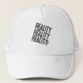 Black & White Distorted Reality Typography  Trucker Pet (Voorkant)