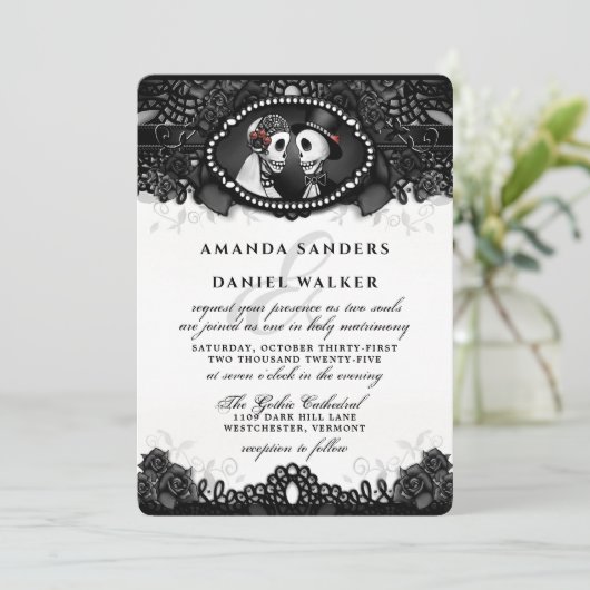 Black White Elegance Skeletons Wedding Invitation Kaart (Staand voorkant)