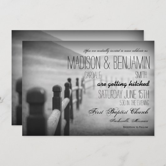 Black White Fence Post Rustic Wedding Invitations Kaart (Voorkant / Achterkant)
