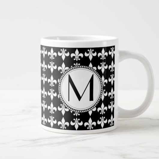 Black | White Fleur de Lis Monogram Pattern Grote Koffiekop (Rechts)