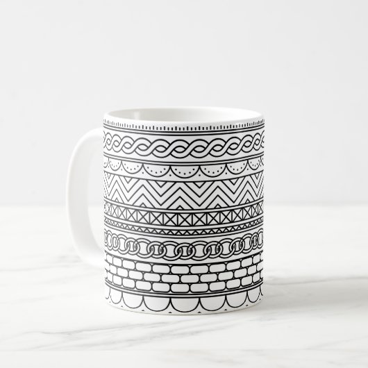 Black & White Geometric Border Sampler Pattern Koffiemok (Voorkant links)