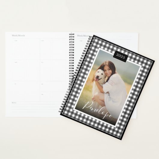 Black White Gingham Aangepaste Script Naam Foto Planner (Display)