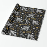 Black white Gold dole PINE en sterren CHRISTMAS Cadeaupapier<br><div class="desc">Cute Black and White Kersttdoodle Pine and stars and snewflakes Patterned Wrapping Paper. Een leuk idee voor je trendy kerst!</div>