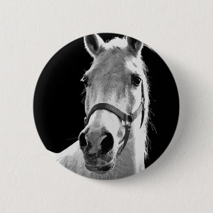 Black White Horse in de nacht close-up Ronde Button 5,7 Cm