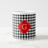 Black White Houndstooth Red Quatrefoil Monogram Grote Koffiekop (Voorkant)