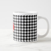 Black White Houndstooth Red Quatrefoil Monogram Grote Koffiekop (Rechts)