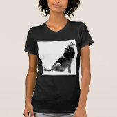 Black White Howling Wolf T-shirt (Voorkant)