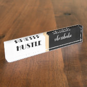 Black White Hustle Boss Babe Naambordje (Zijkant)