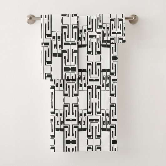 Black White Interlocking Maze Pattern Bath Towells Bad Handdoek (Insitu)