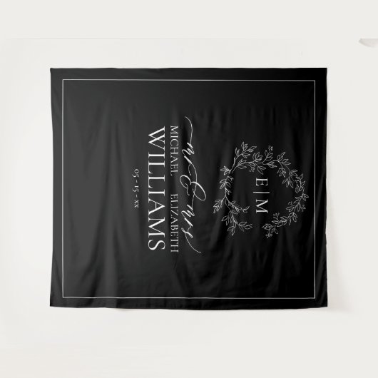 Black White Leafy Crest Monogram Weddenschap Wandkleed (Voorkant (horizontaal))