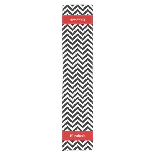 Black White LG Chevron Red Name Monogram Korte Tafelloper (Voorkant)