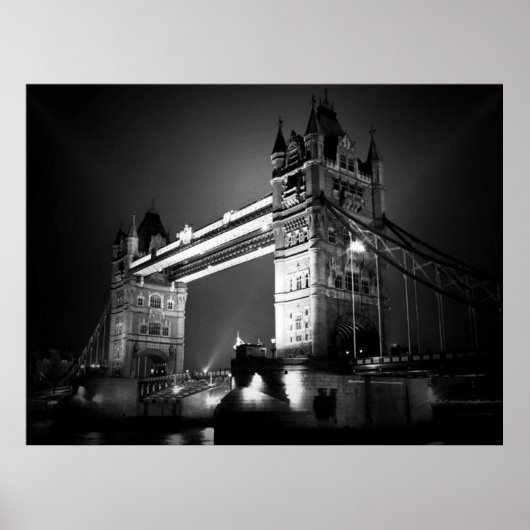 Black White London Tower Bridge bij nacht Poster (Voorkant)