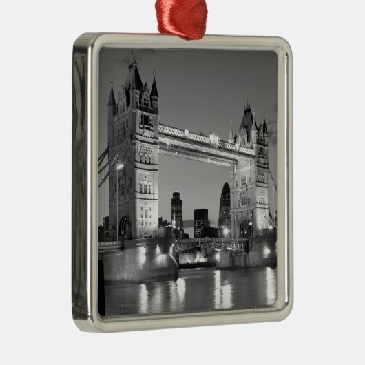 Black White London Tower Bridge Metalen Ornament (Rechts)