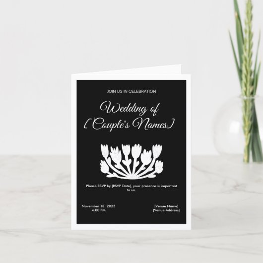 Black & White Minimalist Wedding Folded Invitation (Voorkant)