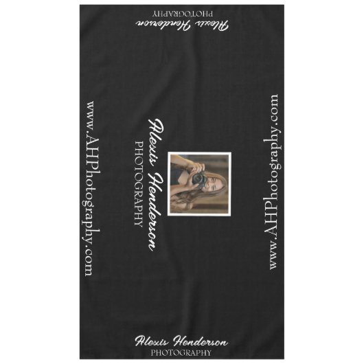 Black & White Modern Logo & Website Evenement Tafelkleed (Voorkant)