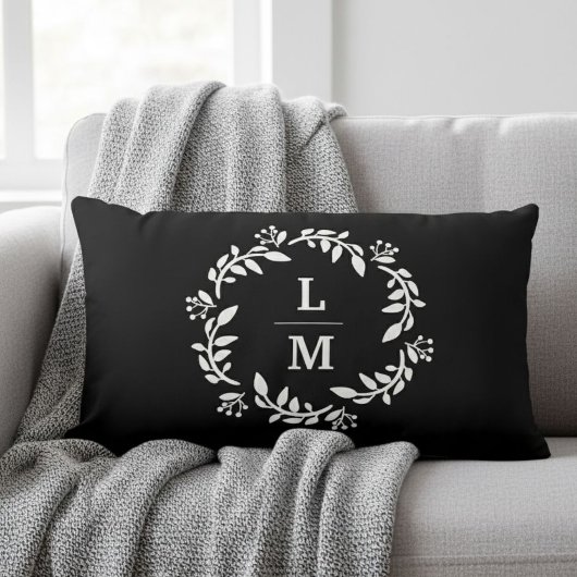 Black & White Monogram Wreath Lumbar Pillow Kussen